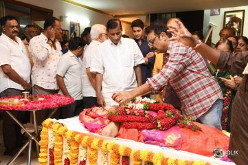 Celebrities Pay Homage to Vijaya Nirmala Garu